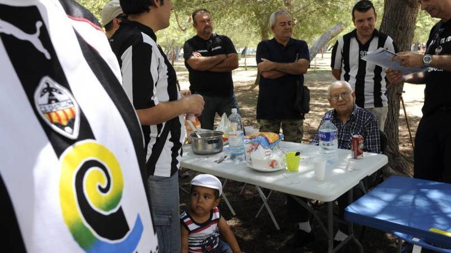 La afición del Castellón celebra el 92 aniversario del club