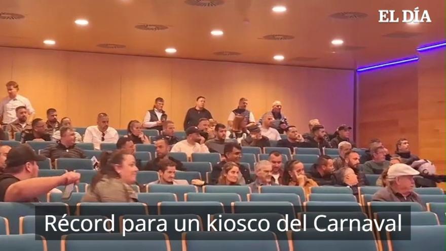 Récord en la subasta de koscos del Carnaval de Santa Cruz