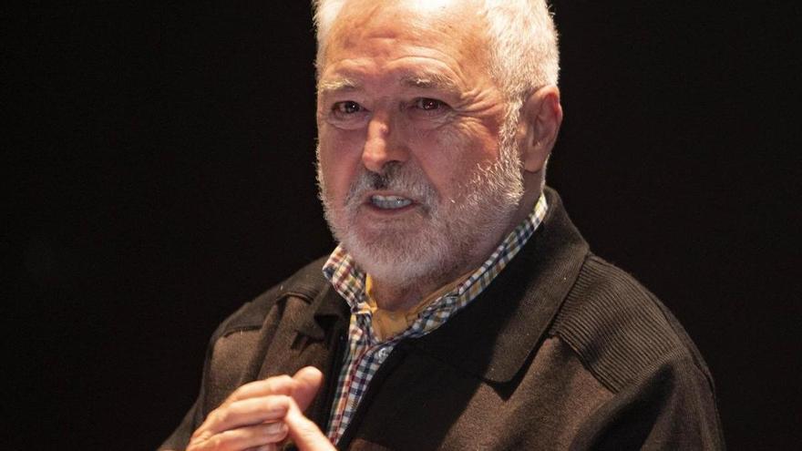 Bernat Montagud presenta en la feria del libro de València una revisión de su biografía de Segrelles