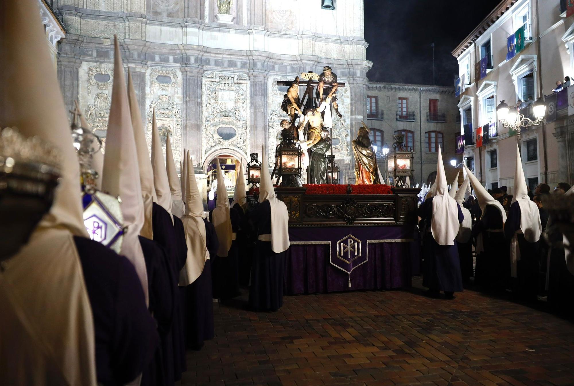 En imágenes | Procesión titular de la Cofradía del Señor Atado a la Columna