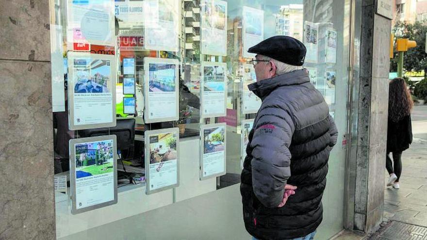 Baleares debate hoy limitar la compra de viviendas por extranjeros