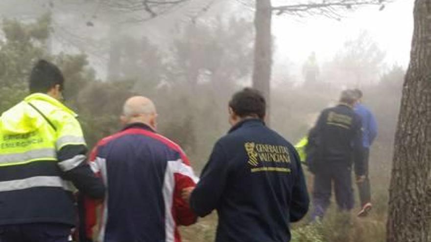 Rescatan a una familia de la Vega Baja extraviada en el parque de la Font Roja de Alcoy