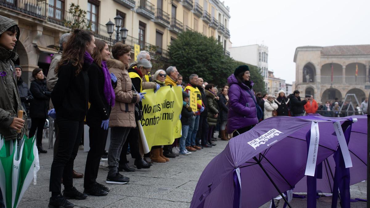 La Zamora más morada da la cara contra la violencia de género: "Ojala pronto podamos gritar que se acabó"