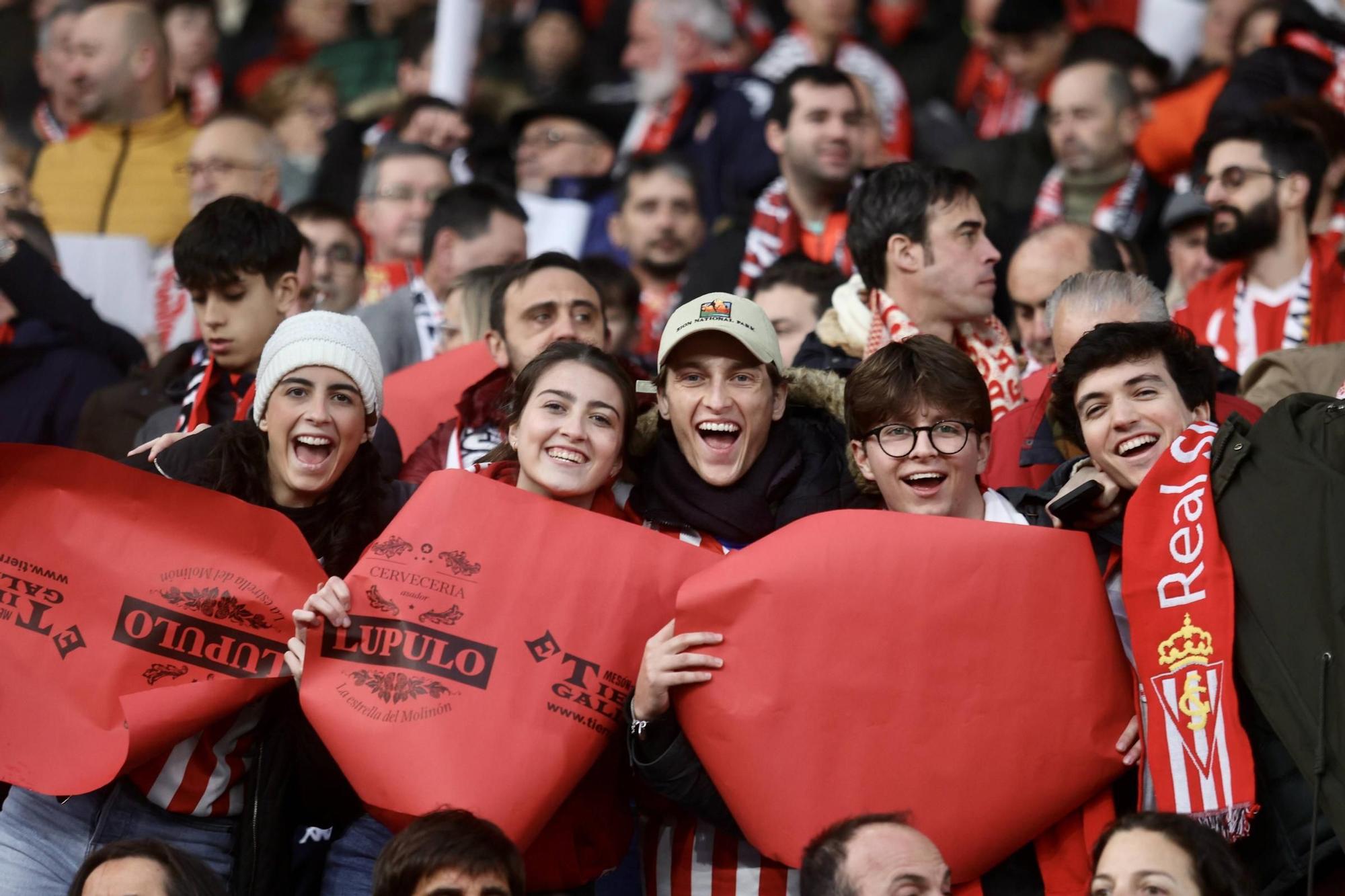 Real Sporting - Real Oviedo: el derbi en imágenes