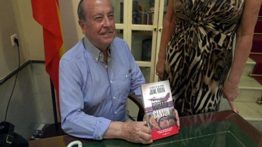 Castellón y la Libia de Gadafi, los escenarios de un libro de película