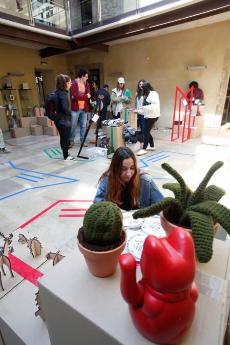 Mercadillo en la Escuela de Camposagrado