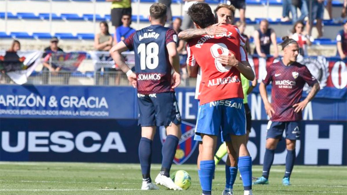 Huesca y Sporting se reparten los puntos