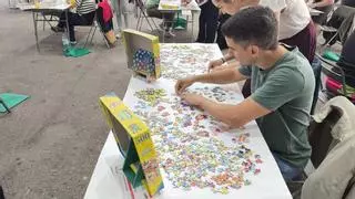 Tres días de puzzles contra el cáncer: Almassora prepara su campeonato más solidario