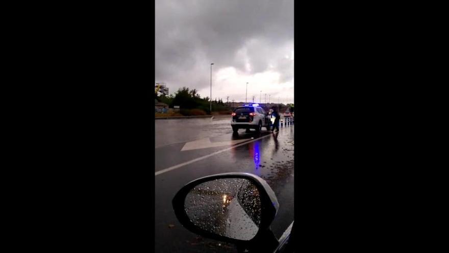 La lluvia provoca problemas en circulación en la N-332 a su paso por Torrevieja