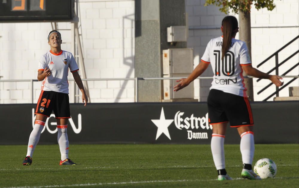 Las mejores imágenes del Valencia CF Femenino - Atlético de Madrid