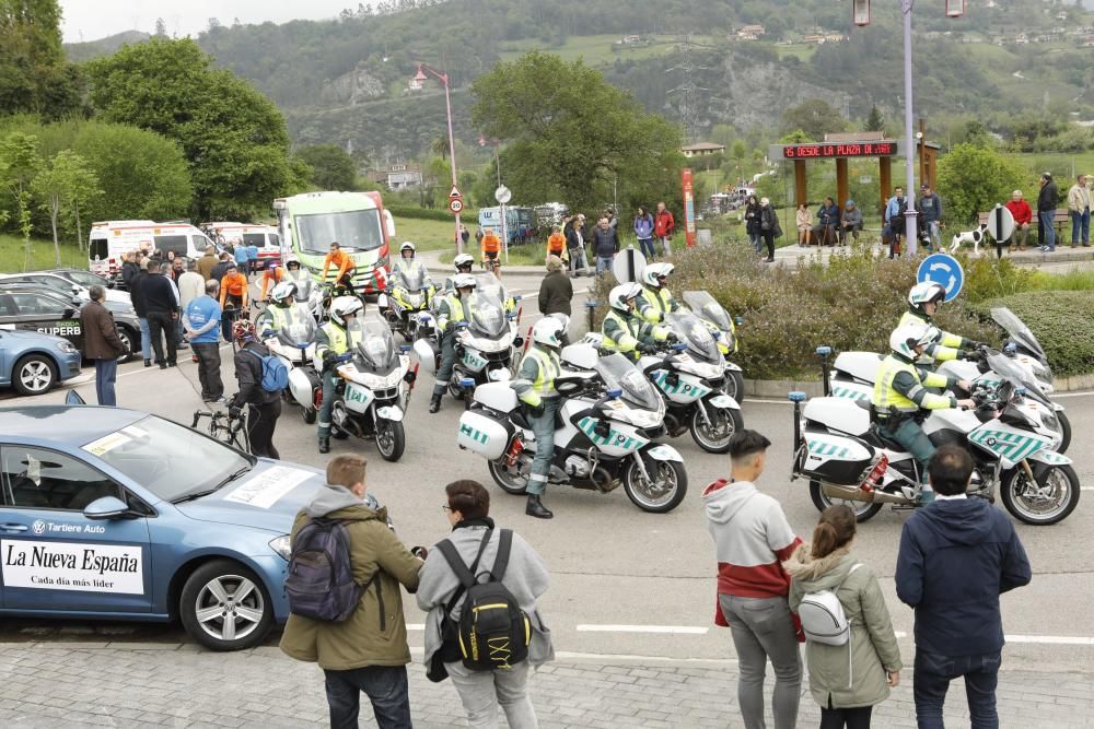 Segunda etapa de la Vuelta a Asturias entre Ribera de Arriba y el Alto del Acebo.