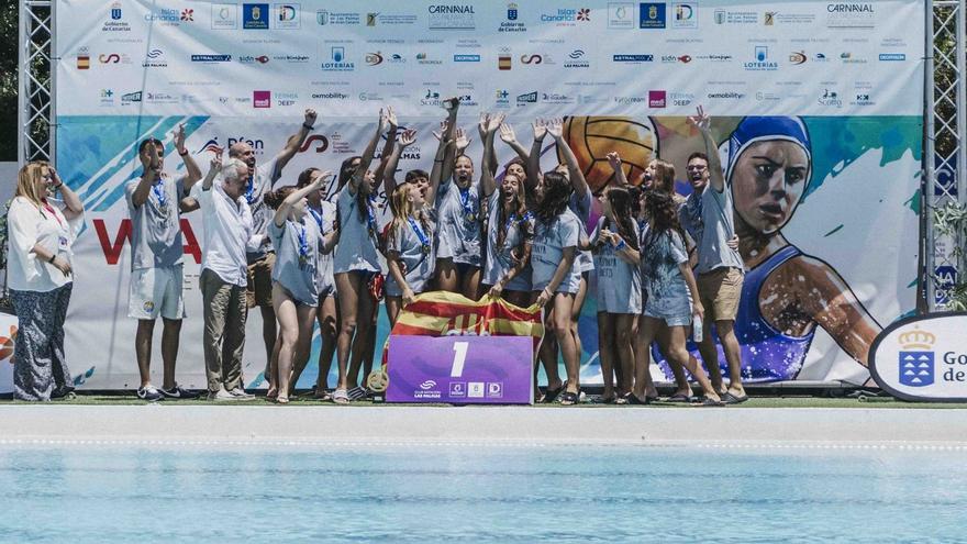 C.N. Catalunya, campeonas de España de waterpolo femenino en Gran Canaria