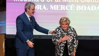 Barcelona premia con la medalla al mérito científico a la neuróloga especialista en alzhéimer Mercè Boada