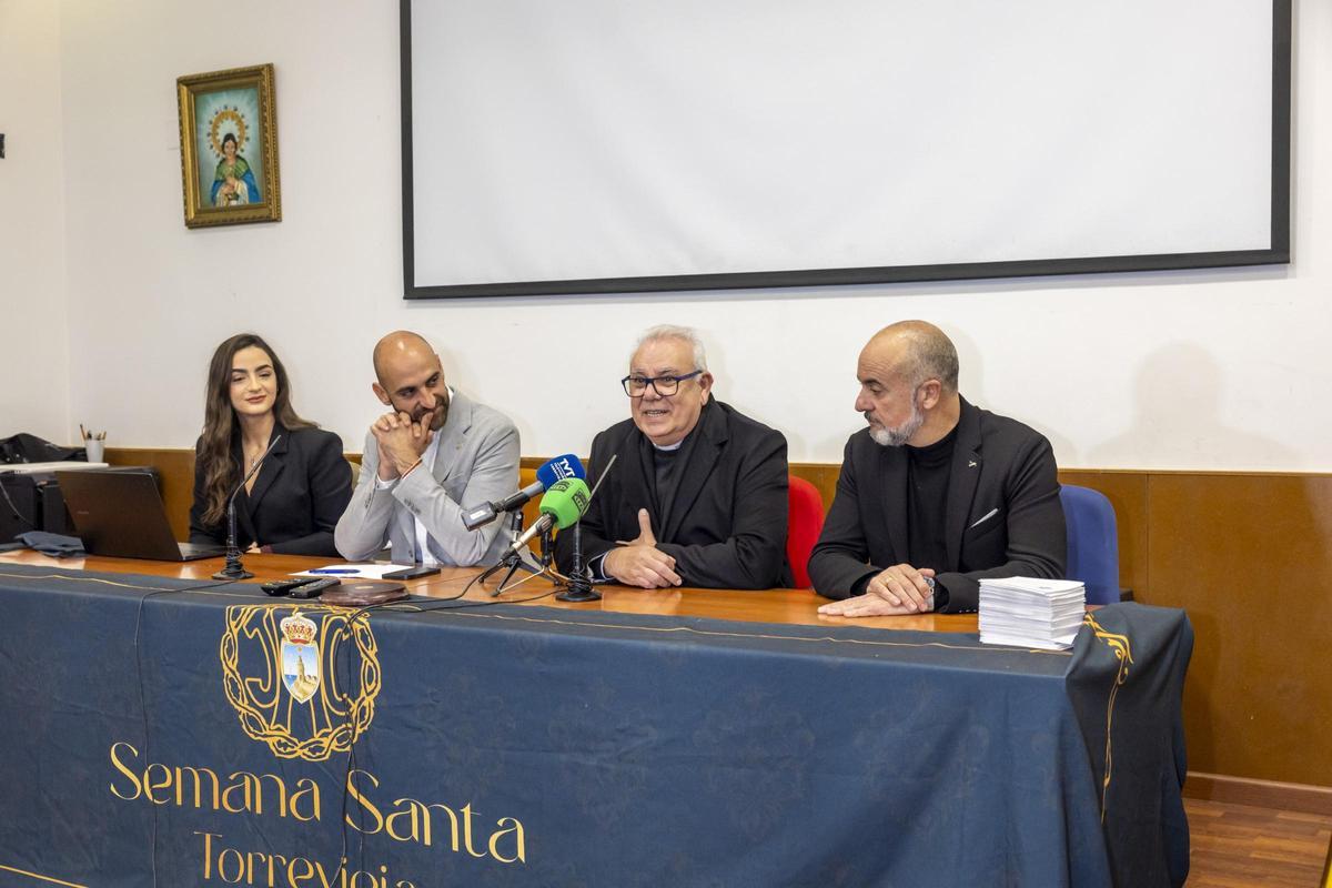 Acto de presentación del cartel anunciador de la Semana Santa 2026 y la pregonera