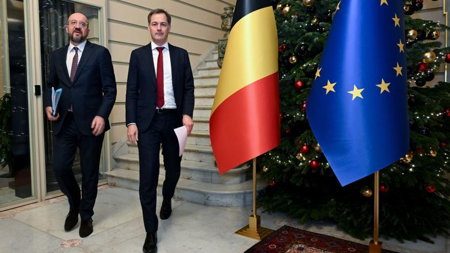 El primer ministre belga, Alexander De Croo, amb el president del Consell Europeu, Charles Michel.