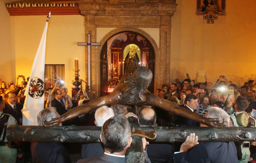 Vía crucis con el Cristo de la Buena Muerte