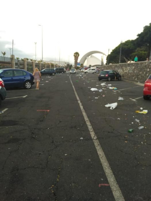 Basura los viernes por la mañana tras el botellón