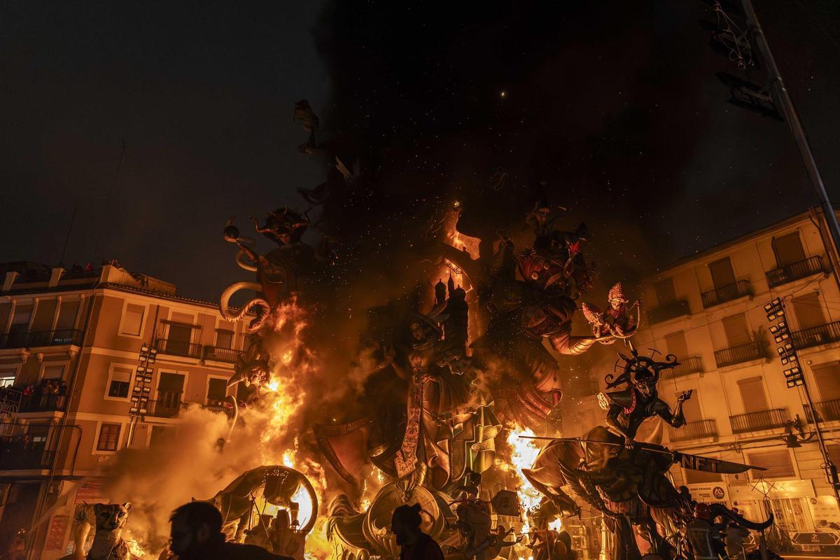 Así ha ardido la falla Convento Jerusalén