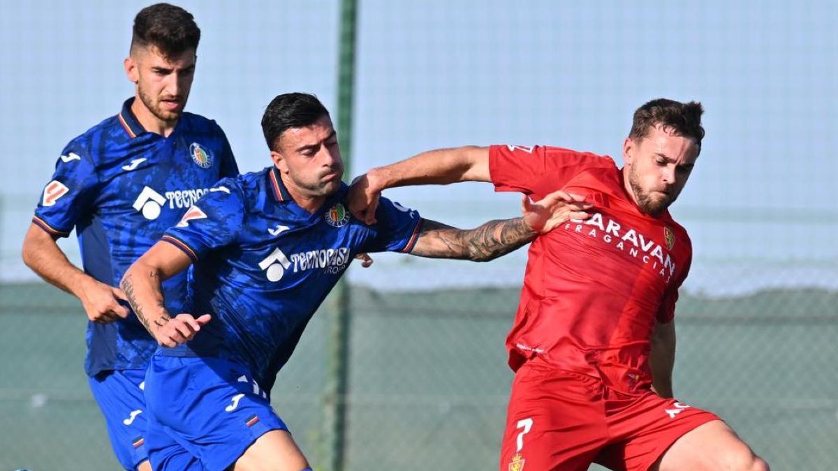 Imagen del choque entre el Getafe y el Zaragoza