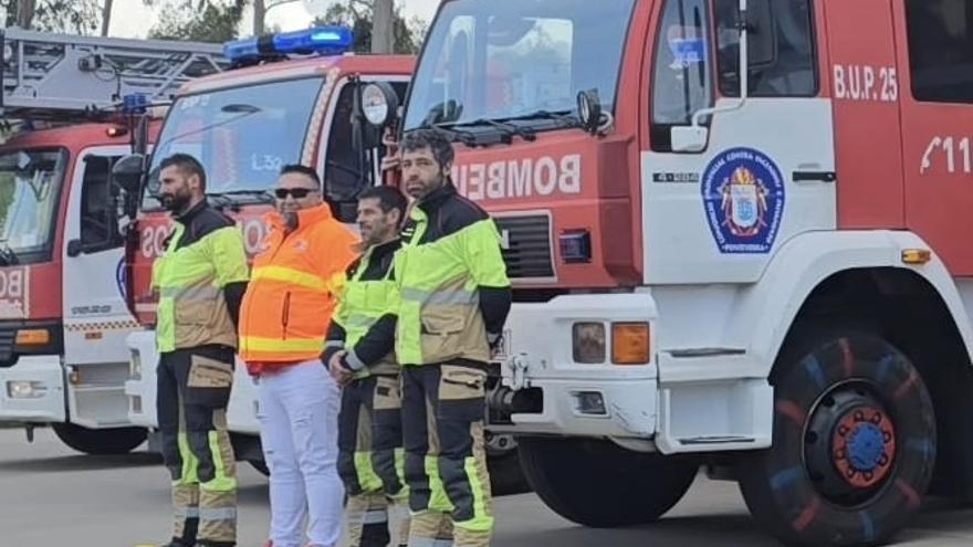 Sirenazo de pésame de los bomberos de O Morrazo por el compañero fallecido en Vigo