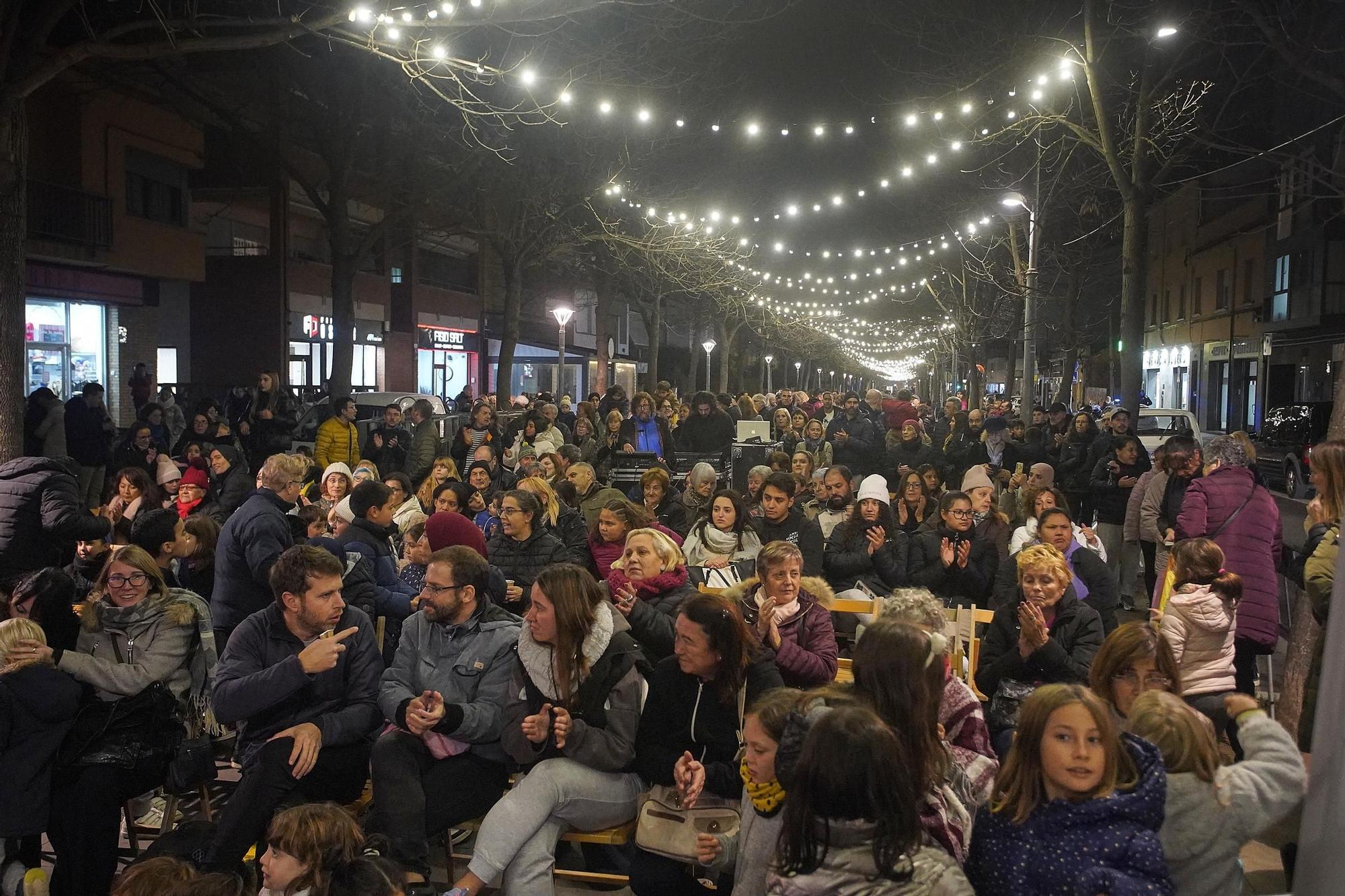 Les millors imatges de l'encesa de llums de Nadal a Salt