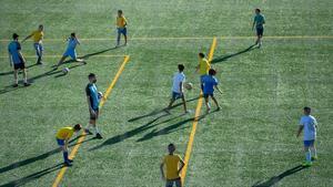 Alumnos realizando una actividad extraescolar.