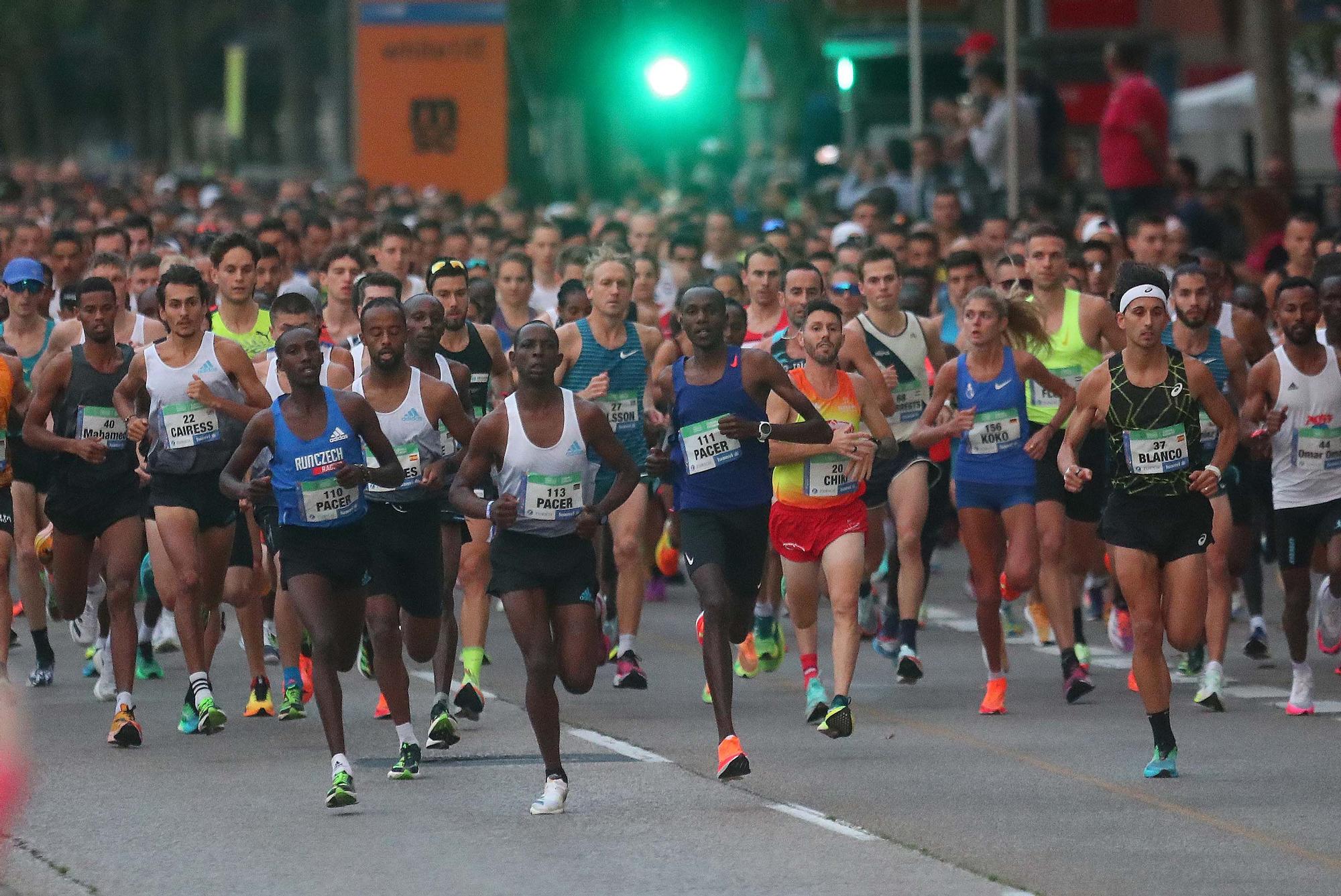 Media Maratón Valencia 2022: Salida y Meta | Busca tu foto