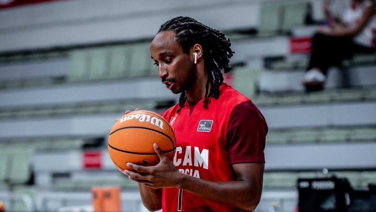 Michael Forrest, base del UCAM Murcia, antes de un partido esta temporada en el Palacio.