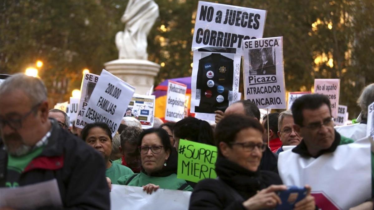 Manifestación de este sábado frente a la sede madrileña del Tribunal Supremo.