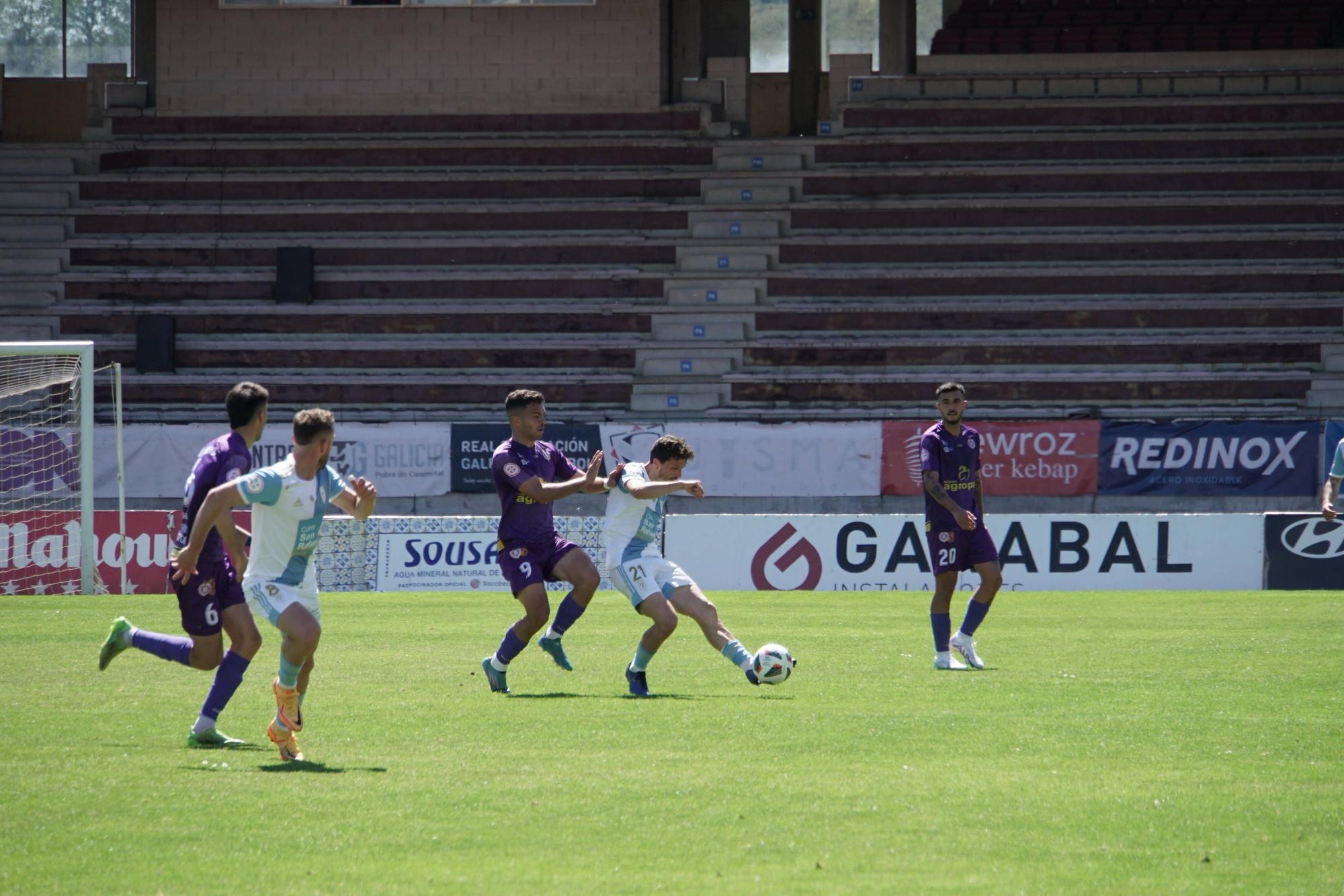 SD Compostela 3 - Palencia 0: las imágenes del partido