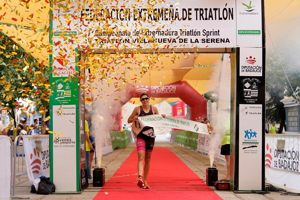 Sonia Bejarano se proclama campeona en Villanueva.