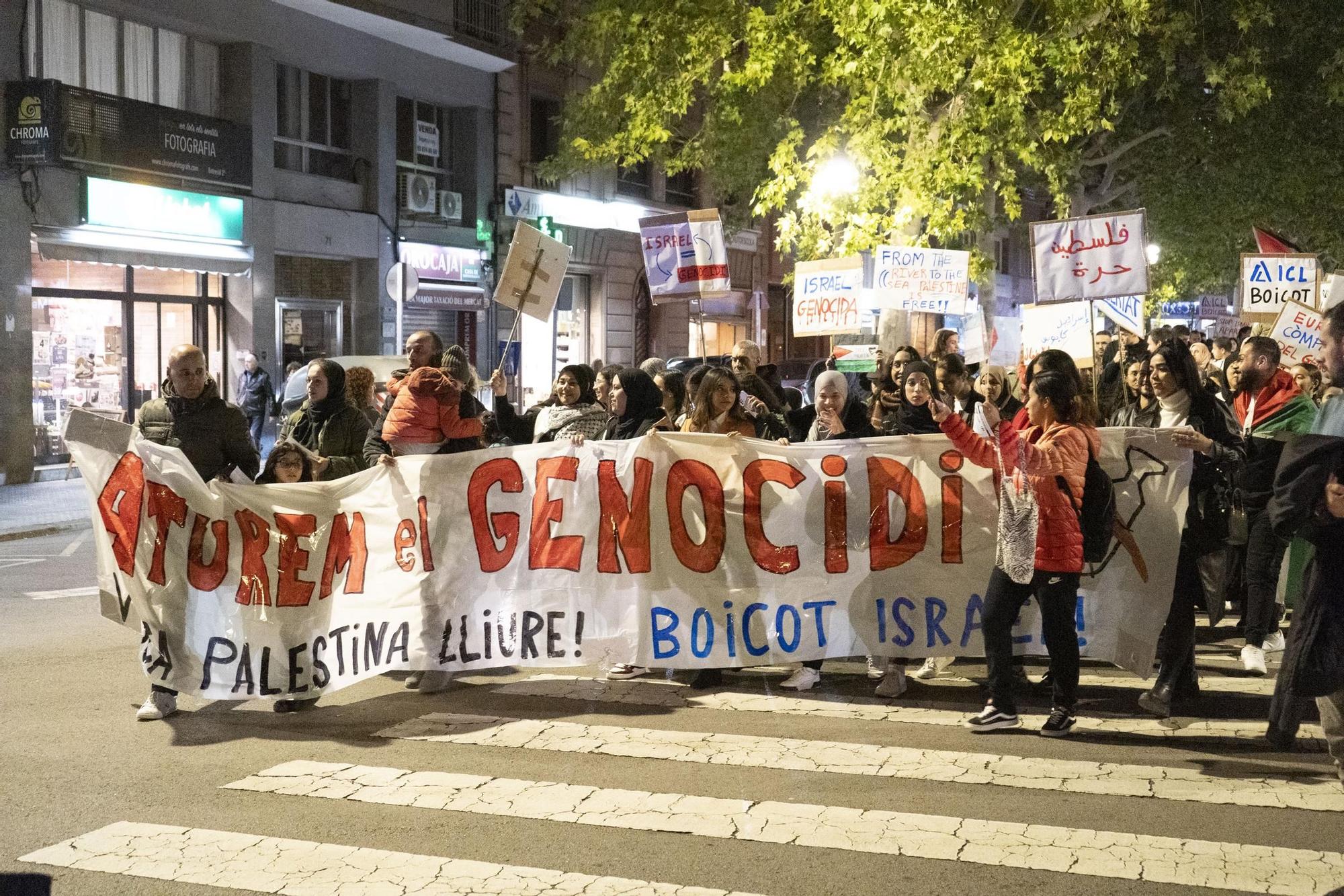 Les imatges de la manifestació a favor de Palestina a Manresa