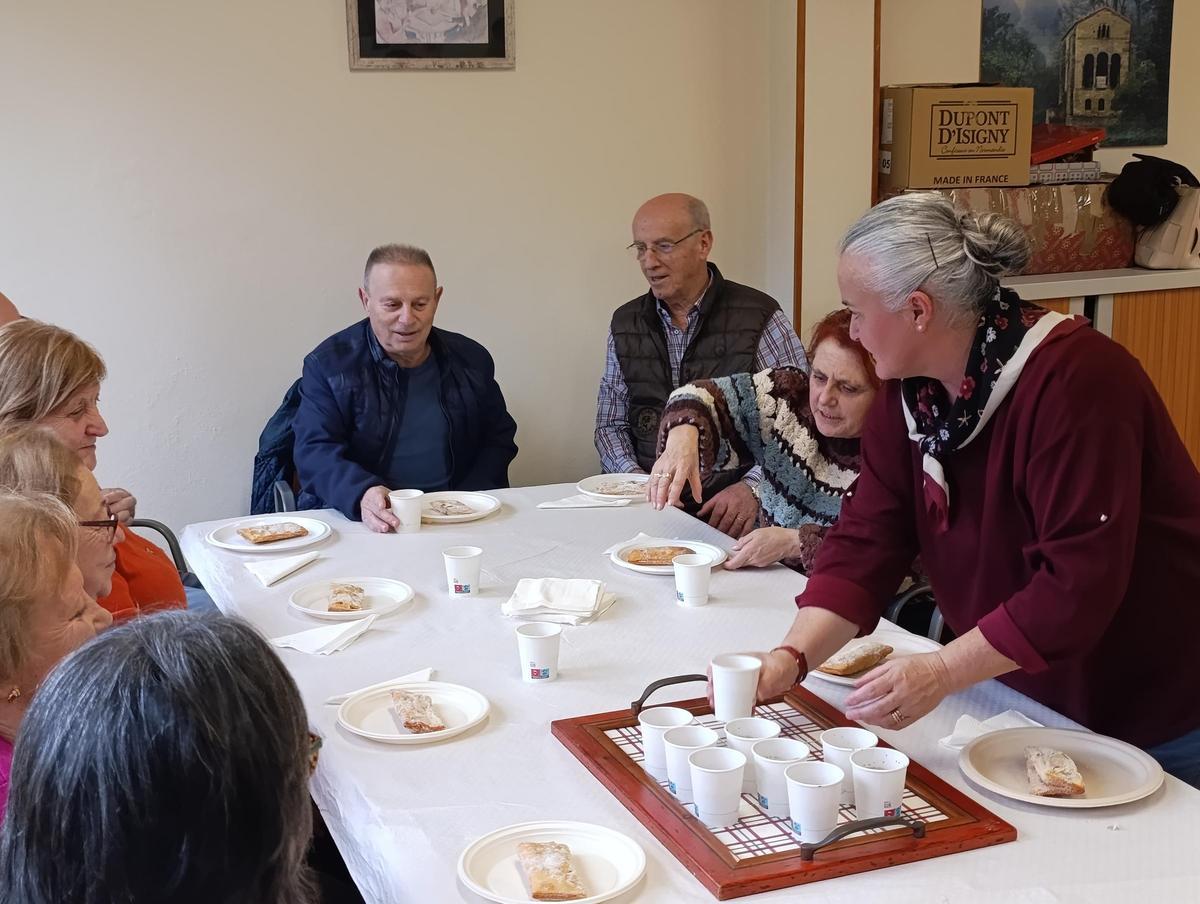 Villabona "se merienda" el "Antroxu" en Llanera