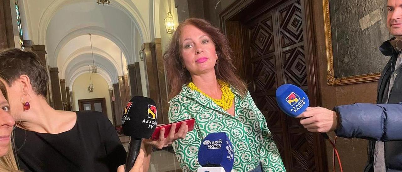 La concejala de Cs y responsable de Economía y Hacienda, Carmen Herrarte, en el Ayuntamiento de Zaragoza.