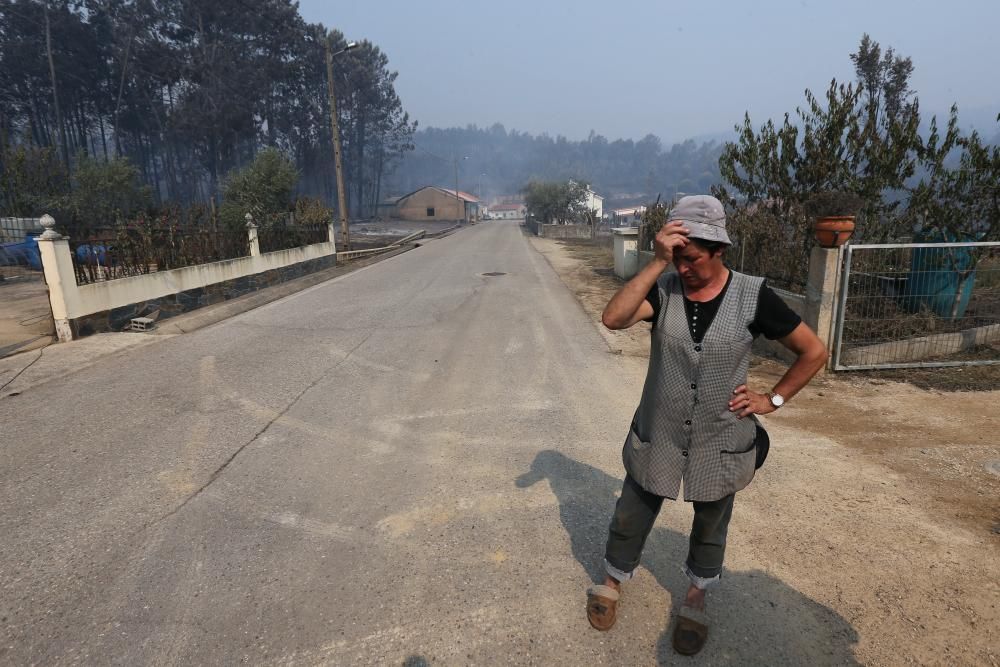 Incendio de grandes dimensiones en Portugal