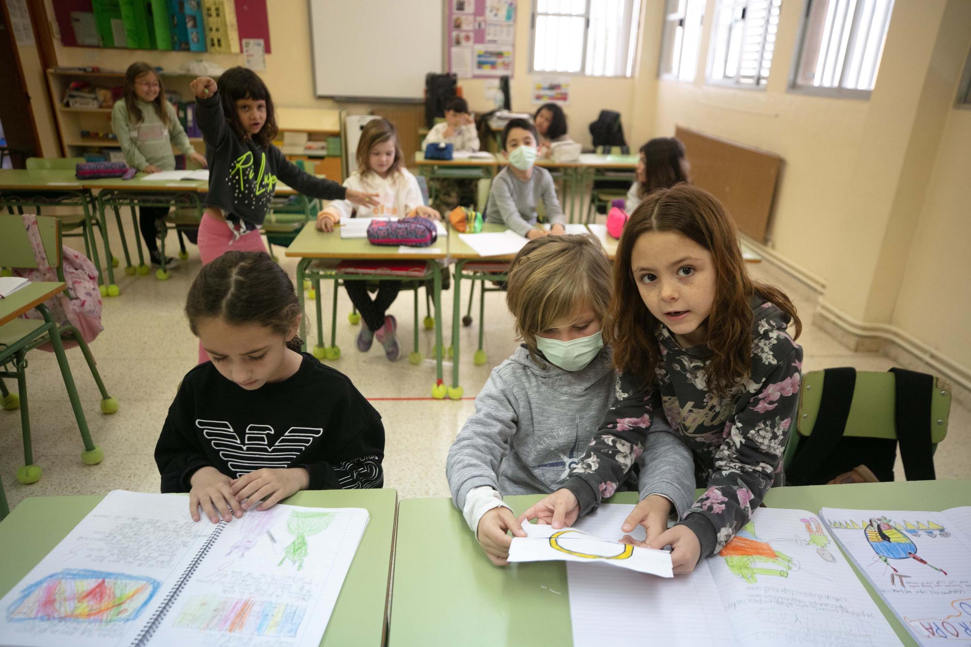 Primer día de cole en Ibiza sin mascarillas en clase