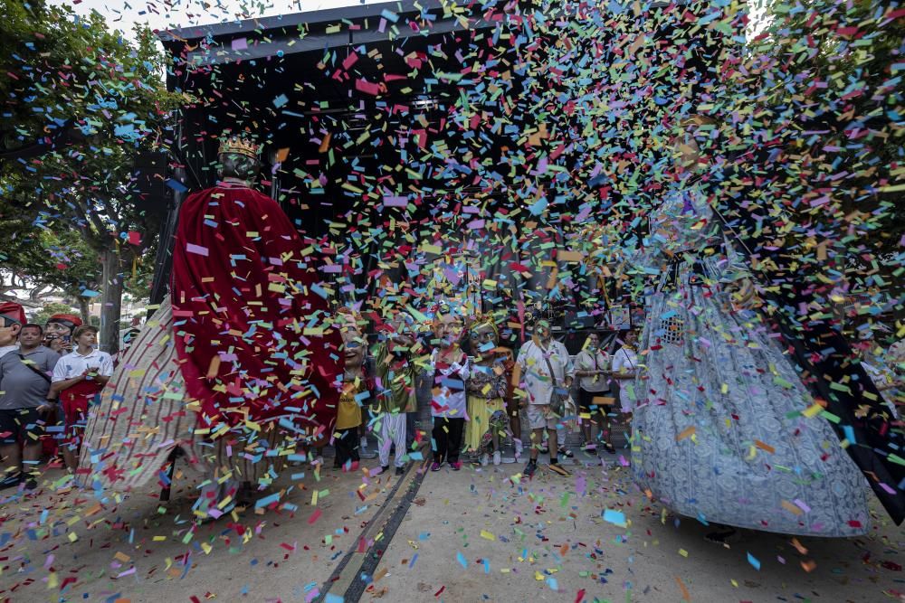 Els gegants i el pregó obren la festa major de Sant Feliu de Guíxols