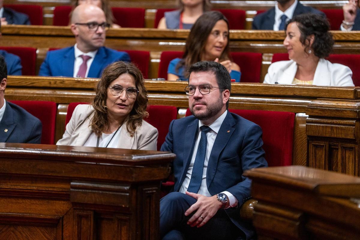 Pleno en el Parlament para la investidura de Salvador Illa