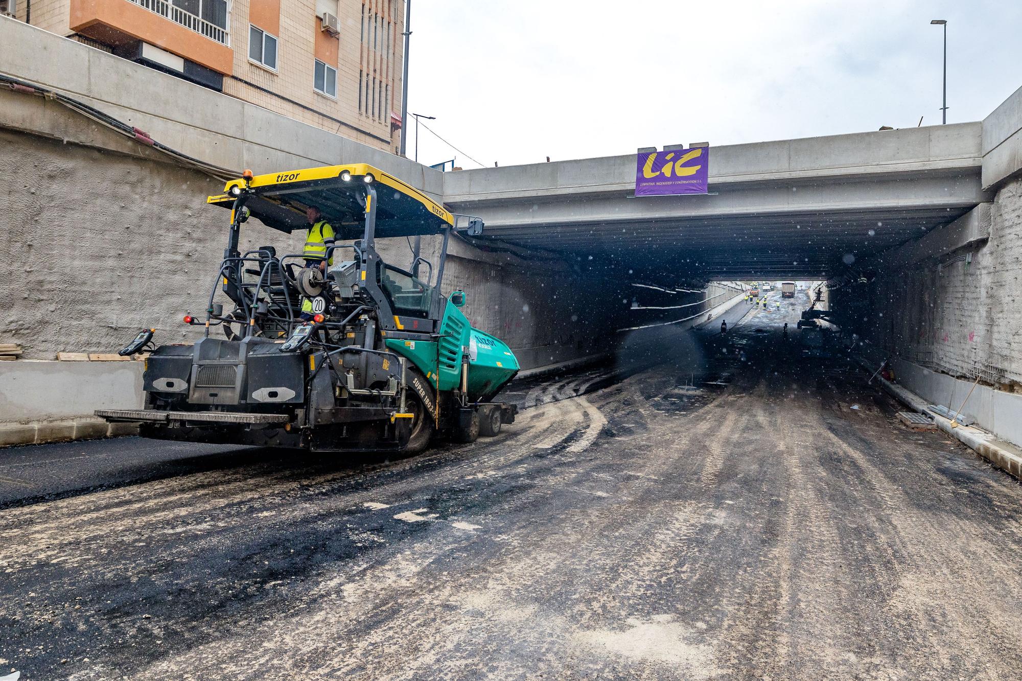 El túnel de la avenida Beniardà de Benidorm toma forma