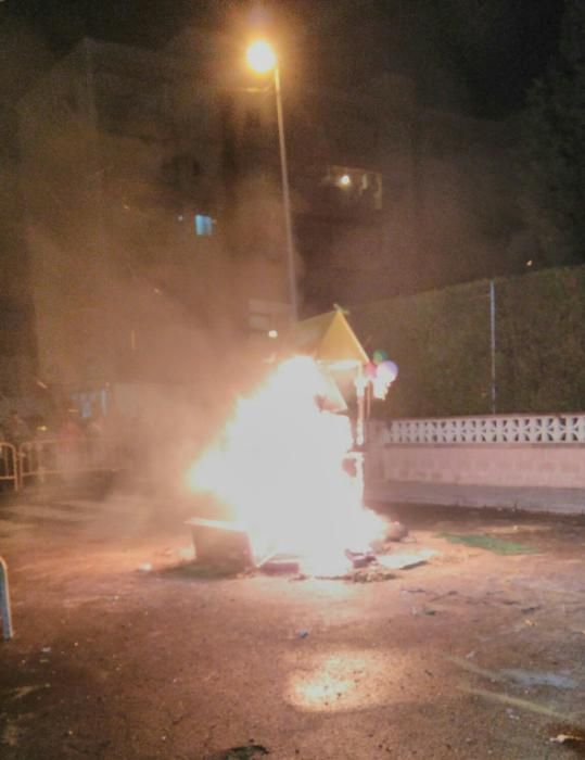 Falla infantil de Neptuno en la Pobla de Farnals.