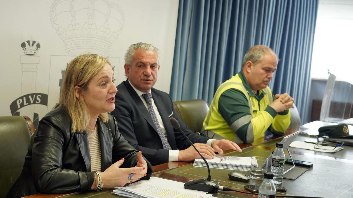 El delegado del Gobierno, Nicanor Sen, y la coordinador autonómica de Tráfico, Inmaculada Matías, presenta el plan de choque que pondrá en marcha la Dirección General de Tráfico (DGT) con el objetivo de reducir la siniestralidad en las carreteras de Castilla y León