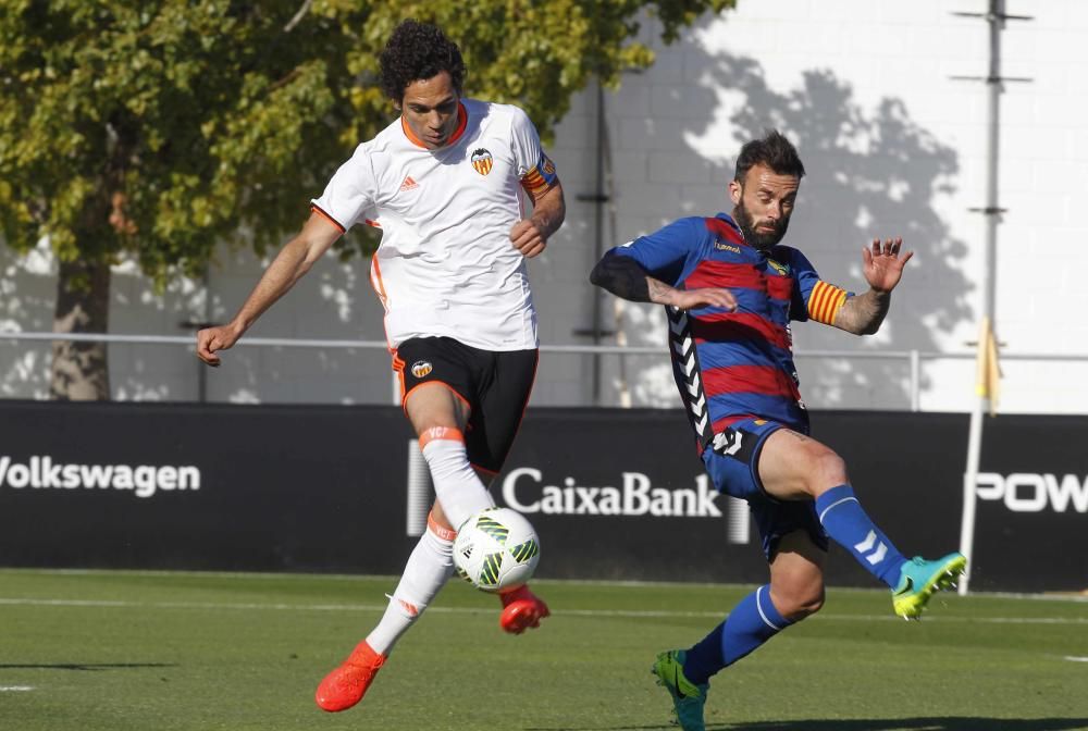 Valencia Mestalla - Llagostera, en imágenes