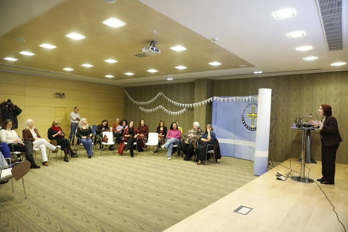 Encuentro de alcaldesas y concejalas sobre mujer, política local y conciliación.