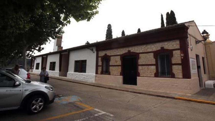 La sala de ceremonias civiles se ubicará junto a la entrada.