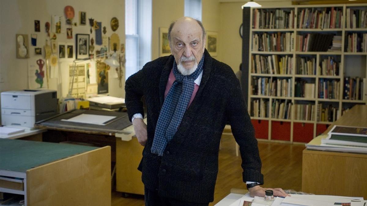 Milton Glaser en su estudio de Nueva York