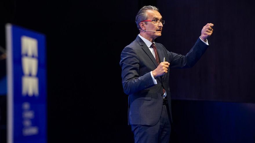 Arturo Bris: &quot;España tiene un sector público elefantiásico&quot;