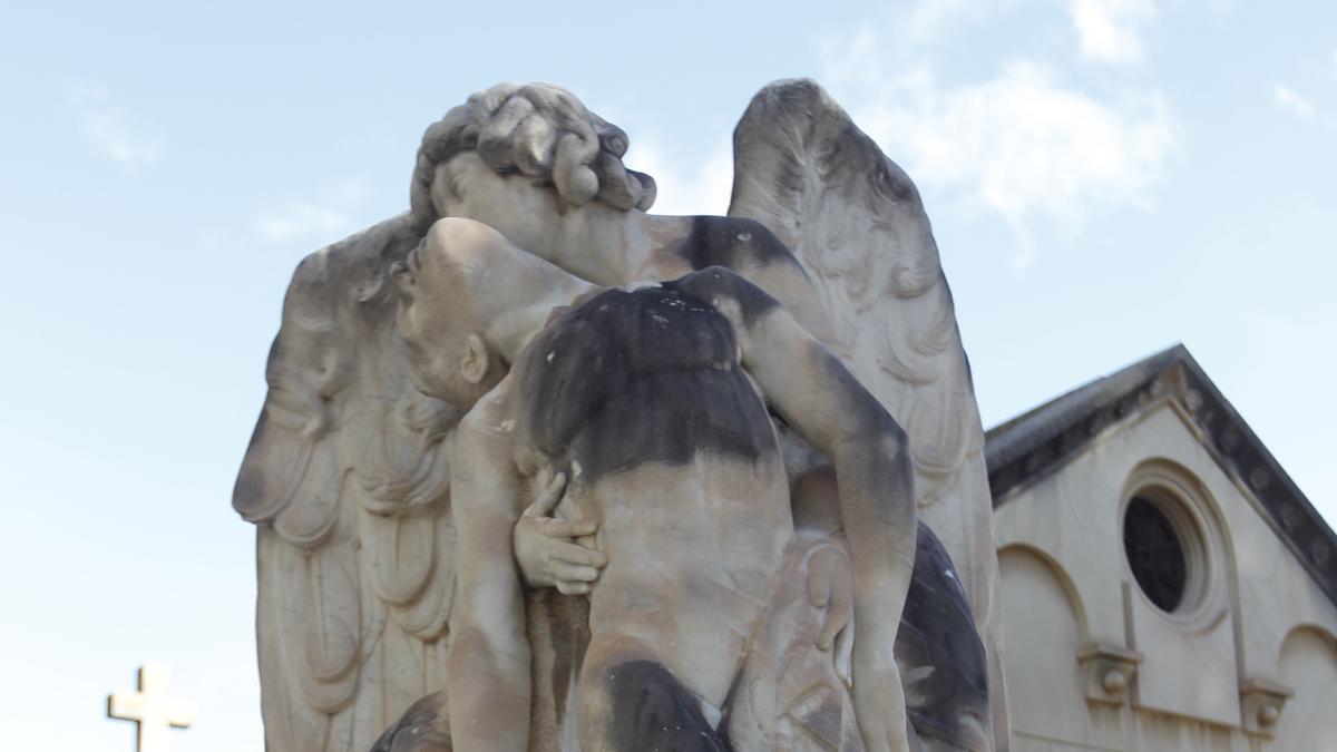 Detalle del panteón de Manuel Granero en el Cementerio de València.