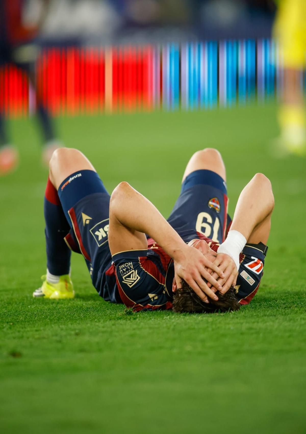 El Villarreal asalta el Ciutat de València y agrava la crisis del Levante