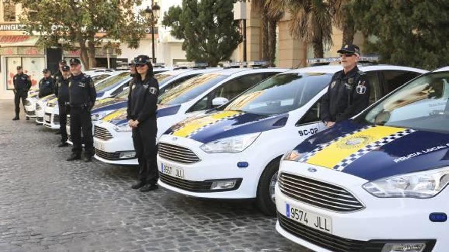 Gandia jubila los coches usados de los &#039;mossos&#039; con una flota nueva para  la Policía Local