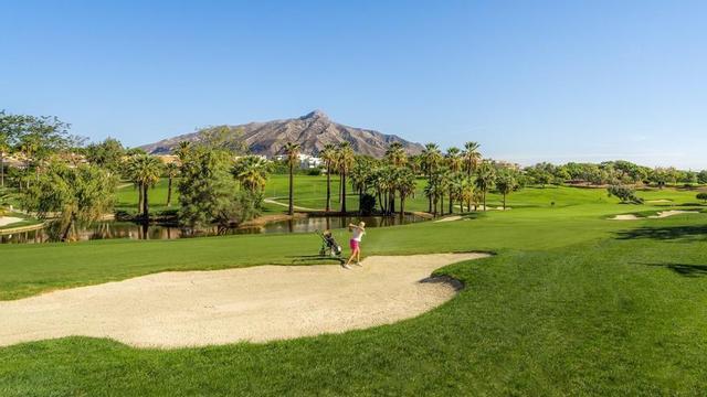 Uno de los campos de golf ubicados en Marbella.